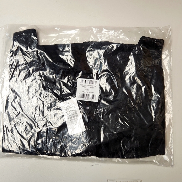 ❤️NWT VINTAGE TORRID CORSET TOP - HOOK & EYE - DAMASK PRINT SLEVELESS PLUS SIZE - Picture 7 of 12